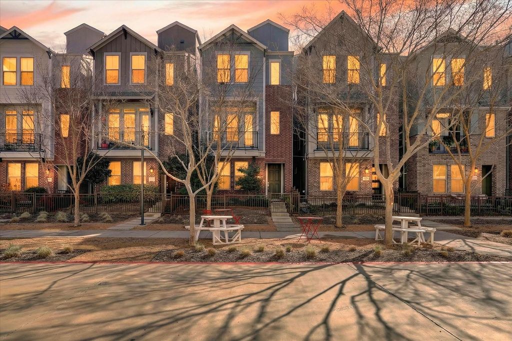 1141 Tea Olive Lane, Dallas, TX 75212