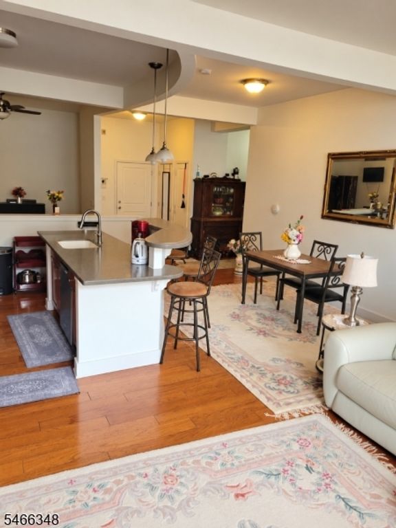 3 Greenwich Dr 84, Jersey City, NJ 07305 — photo 5