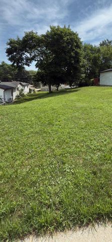 1005 PERRY AVENUE, Racine, WI 53406