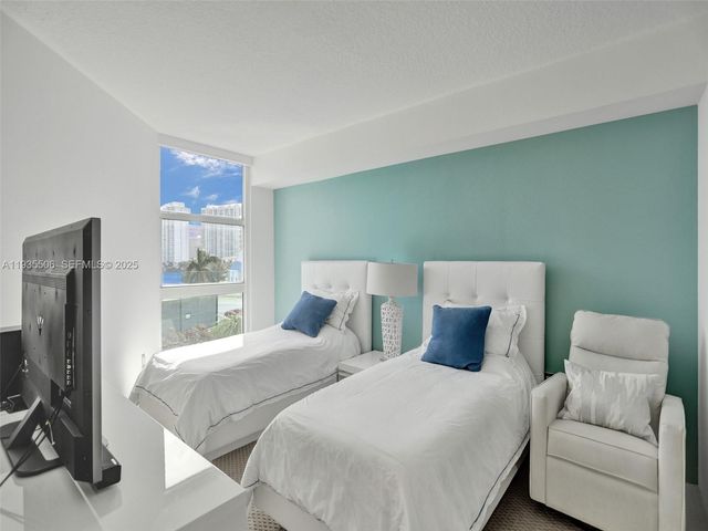 3370 Hidden Bay Drive 508, Aventura, FL 33180