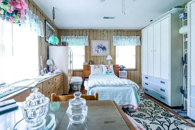 404 13th Ave. S, Myrtle Beach, SC 29577