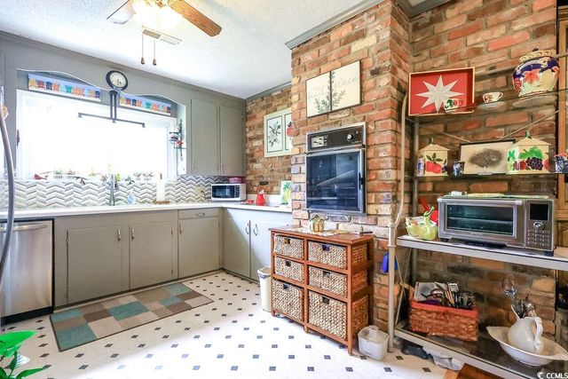 404 13th Ave. S, Myrtle Beach, SC 29577