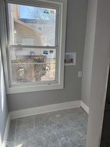 2518 Columbia Avenue, Indianapolis, IN 46205