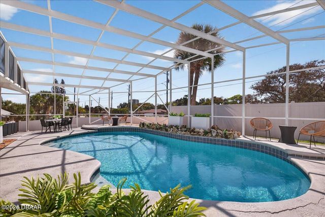 1600 N Oleander Avenue, Daytona Beach, FL 32118