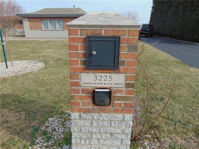 3225 S River Bluff Drive, Hanover, IN 47243