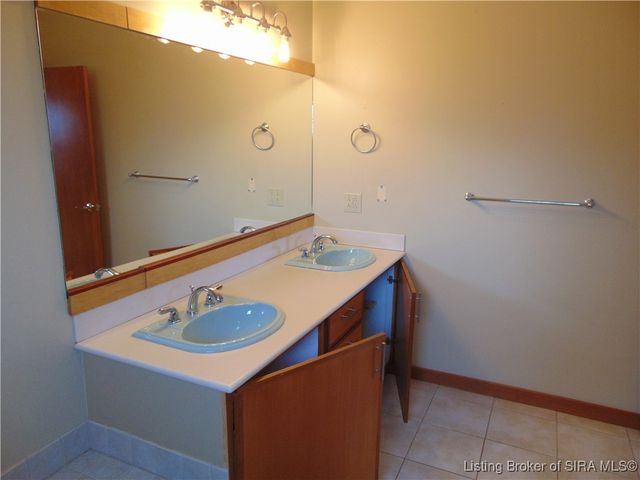 3225 S River Bluff Drive, Hanover, IN 47243