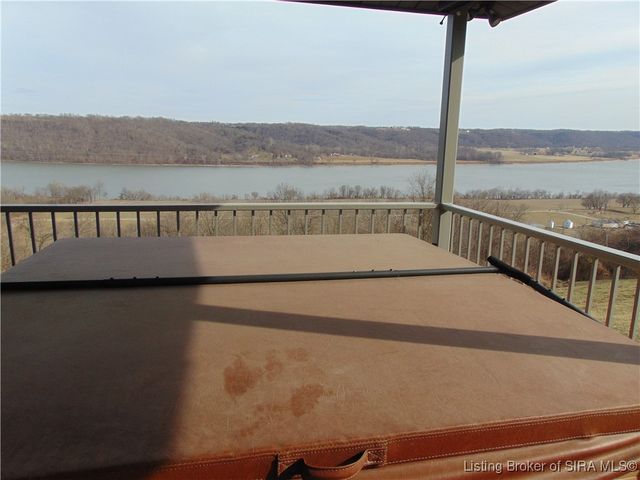 3225 S River Bluff Drive, Hanover, IN 47243