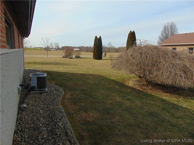 3225 S River Bluff Drive, Hanover, IN 47243