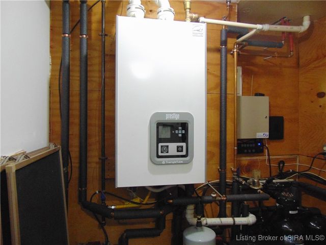 3225 S River Bluff Drive, Hanover, IN 47243