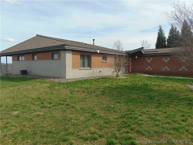 3225 S River Bluff Drive, Hanover, IN 47243