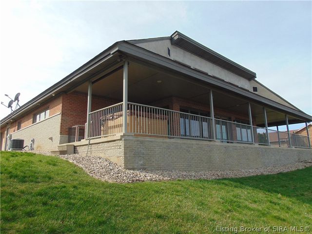 3225 S River Bluff Drive, Hanover, IN 47243