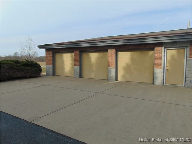 3225 S River Bluff Drive, Hanover, IN 47243