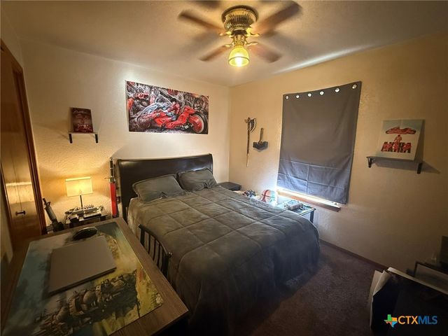 4802 Rainbow Circle, Killeen, TX 76543