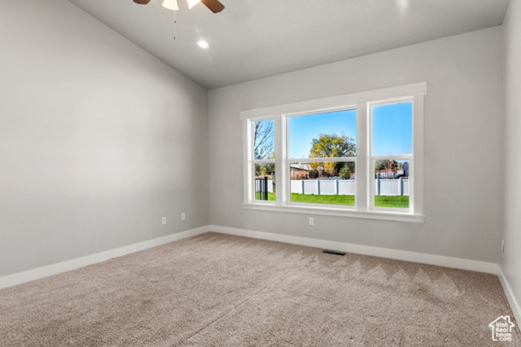 Image 12 of property listing at 821 S 7100 W, Ogden, UT 84404