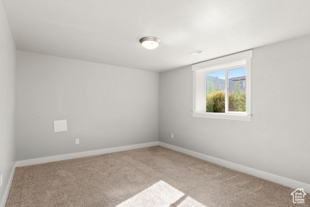 Image 19 of property listing at 821 S 7100 W, Ogden, UT 84404