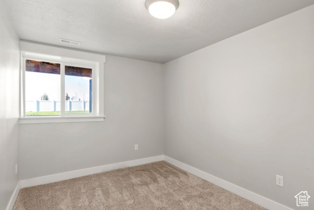 Image 20 of property listing at 821 S 7100 W, Ogden, UT 84404