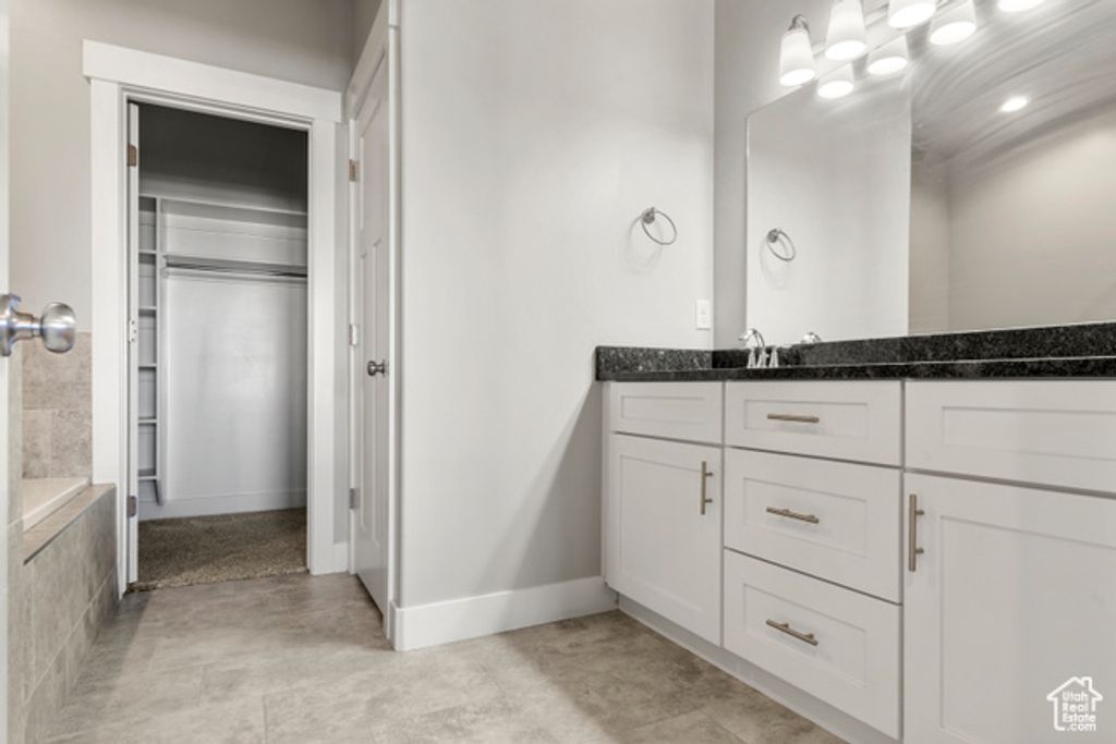 Image 9 of property listing at 821 S 7100 W, Ogden, UT 84404