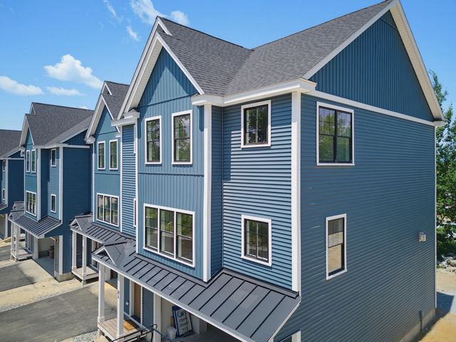 21 Upper Ladd Hill Rd Unit B, Meredith, NH 03253