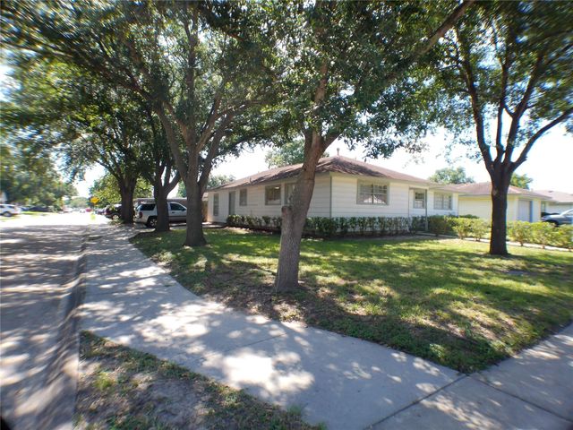 1301 Glenmore Drive, Pasadena, TX 77503