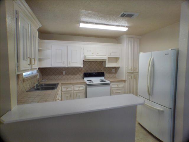 1301 Glenmore Drive, Pasadena, TX 77503