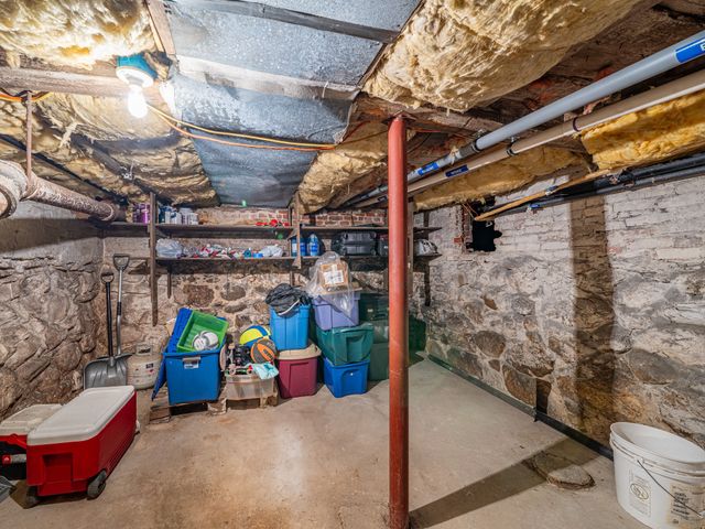 20 Boutelle St, Fitchburg, MA 01420
