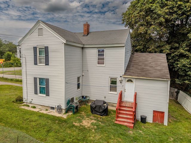 20 Boutelle St, Fitchburg, MA 01420
