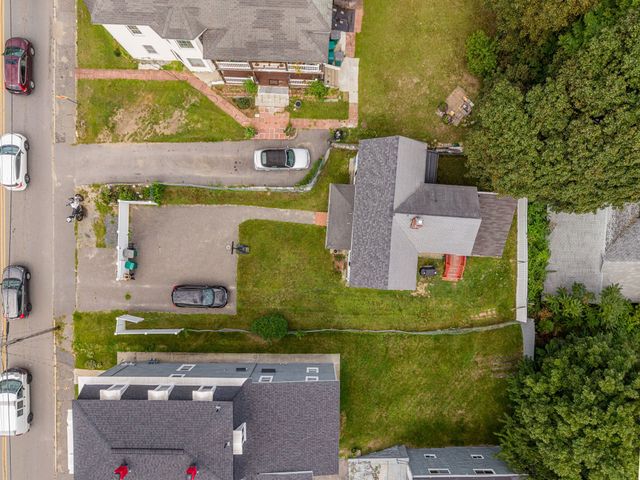 20 Boutelle St, Fitchburg, MA 01420