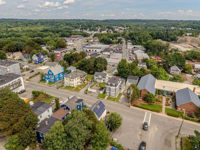 20 Boutelle St, Fitchburg, MA 01420