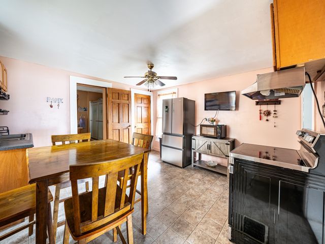 20 Boutelle St, Fitchburg, MA 01420