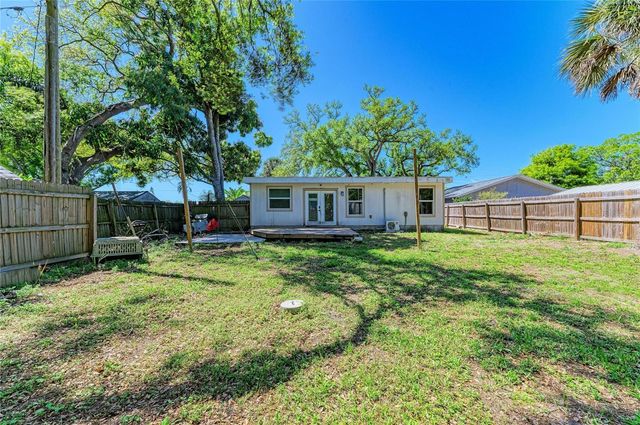 2015 22ND STREET W, Bradenton, FL 34205