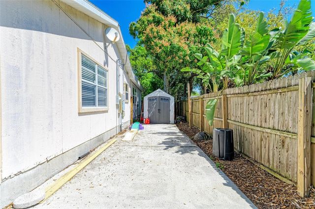 2015 22ND STREET W, Bradenton, FL 34205