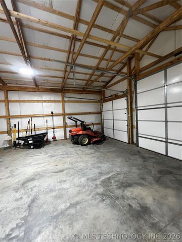 14830 Tyler Road, Morris, OK 74447