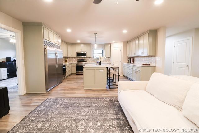 14830 Tyler Road, Morris, OK 74447
