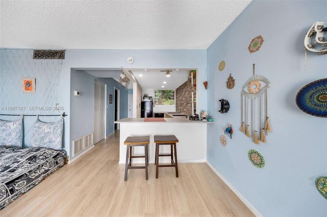 12500 NE 15th Ave 312, North Miami, FL 33161