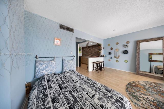 12500 NE 15th Ave 312, North Miami, FL 33161