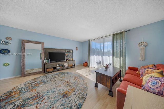 12500 NE 15th Ave 312, North Miami, FL 33161