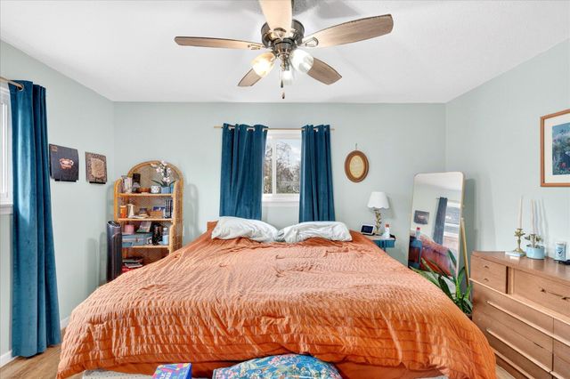 1027 N Warren Avenue, Springfield, MO 65802