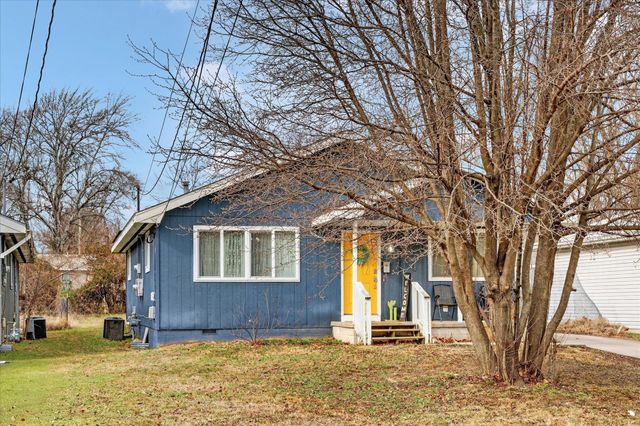 1027 N Warren Avenue, Springfield, MO 65802