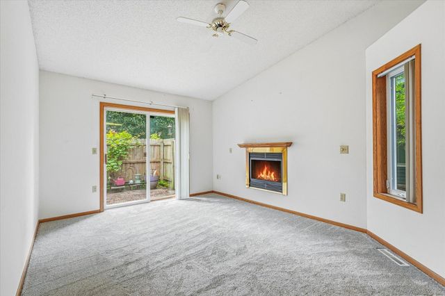 3246 Edgerton Street, Vadnais Heights, MN 55127