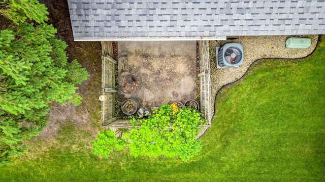 3246 Edgerton Street, Vadnais Heights, MN 55127
