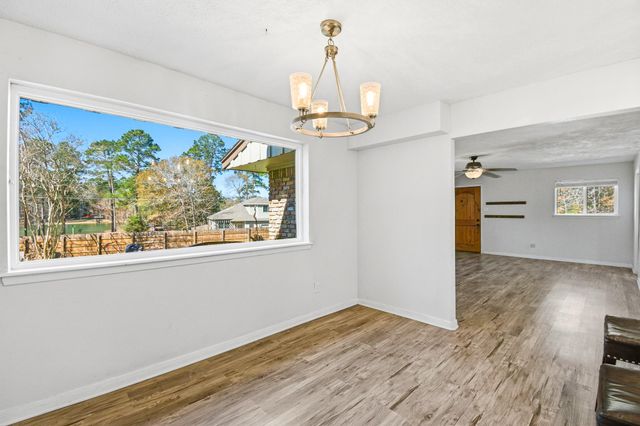 701 Saint Lawrence River Road, Montgomery, TX 77316