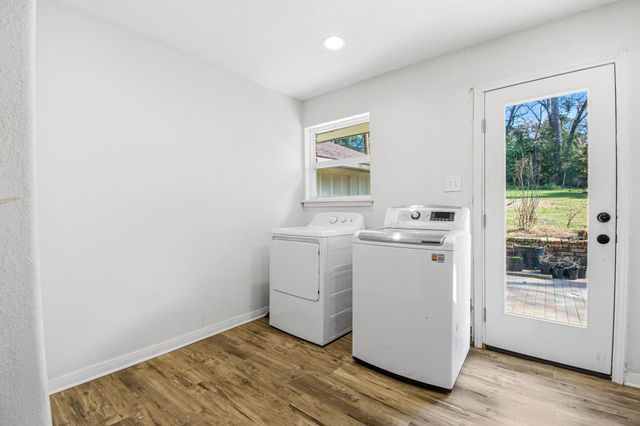 701 Saint Lawrence River Road, Montgomery, TX 77316