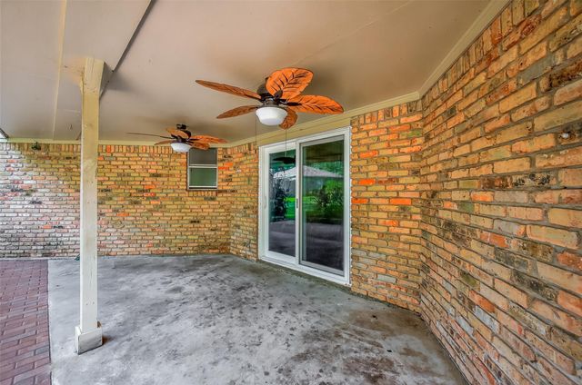 701 Saint Lawrence River Road, Montgomery, TX 77316