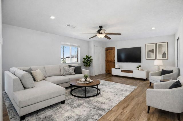 701 Saint Lawrence River Road, Montgomery, TX 77316