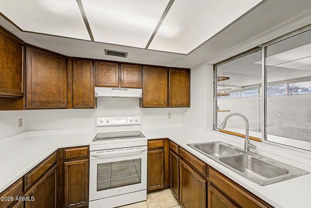 505 N HOBSON Plaza, Mesa, AZ 85203