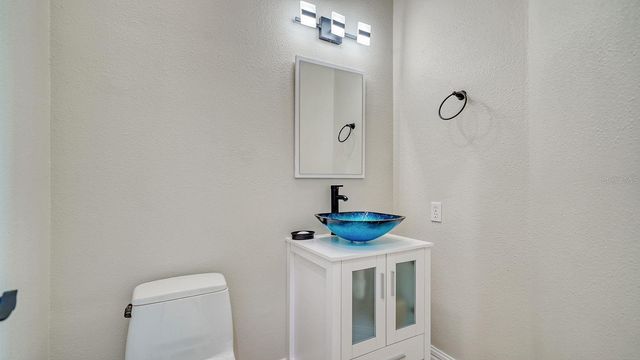 610 YARDARM LANE, Longboat Key, FL 34228