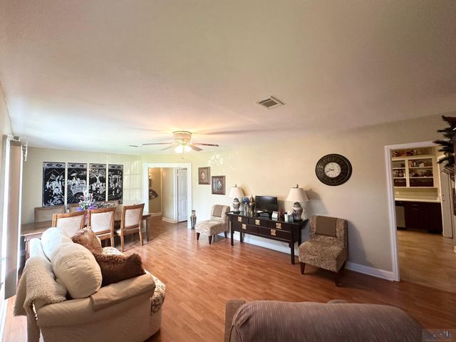 508 Forest, Houma, LA 70360