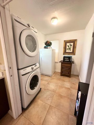 508 Forest, Houma, LA 70360