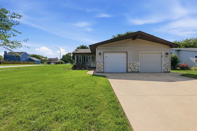 700 Michigan Avenue, South Elgin, IL 60177