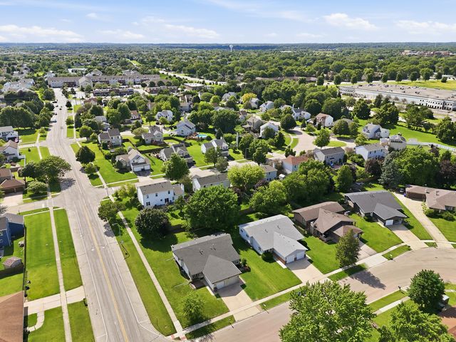 700 Michigan Avenue, South Elgin, IL 60177